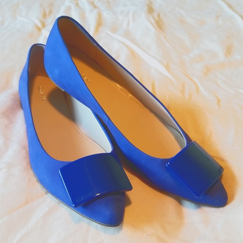 Calvin Klein electric blue suede flats 9.5